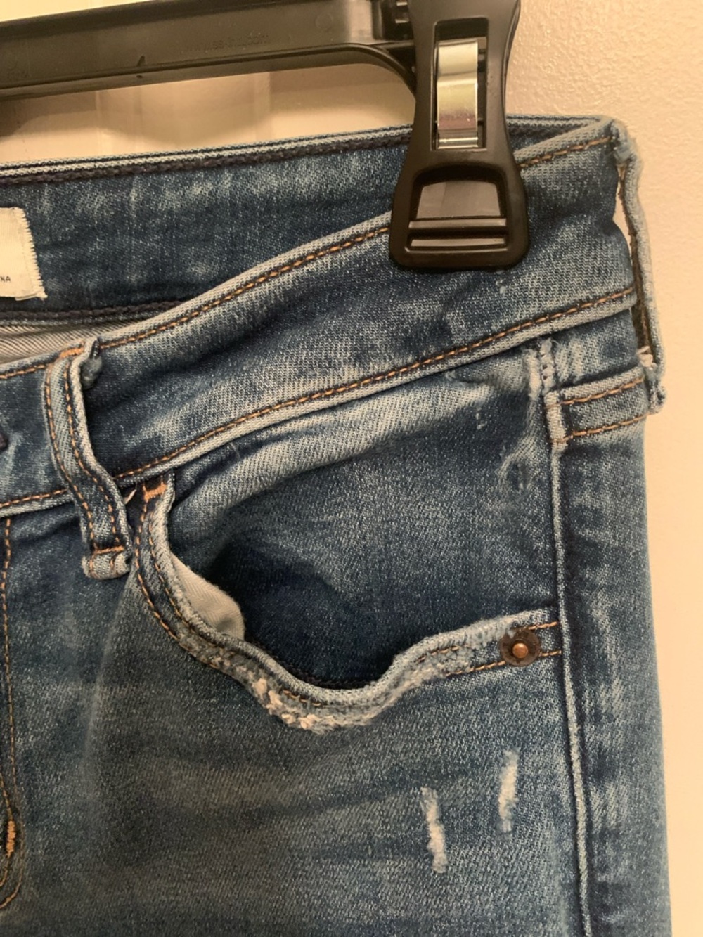 Abercrombie & Fitch Medium Blue Distressed Skinny Jeans Mid Rise 26/2R Ripped - Picture 4 of 9